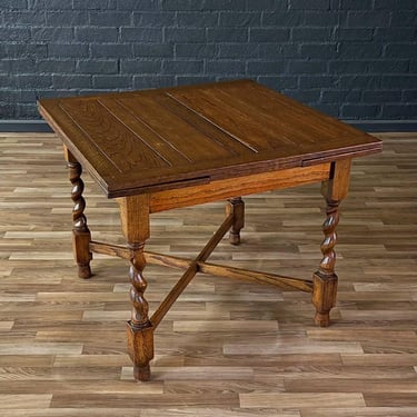 English Style Antique Farmhouse Oak Expanding Draw-Leaf Dining Table, 1940’s 