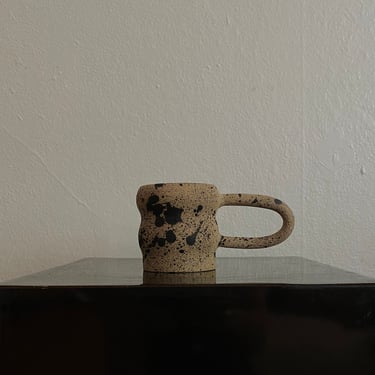 handmade stoneware speckle pattern contour mug 