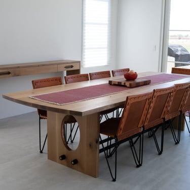 ELLIPSE Dining Table
