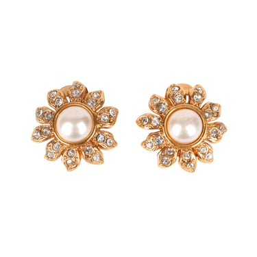 Chanel Vintage AW 1996 Small Pearl and Rhinestone Golden Floral Earrings