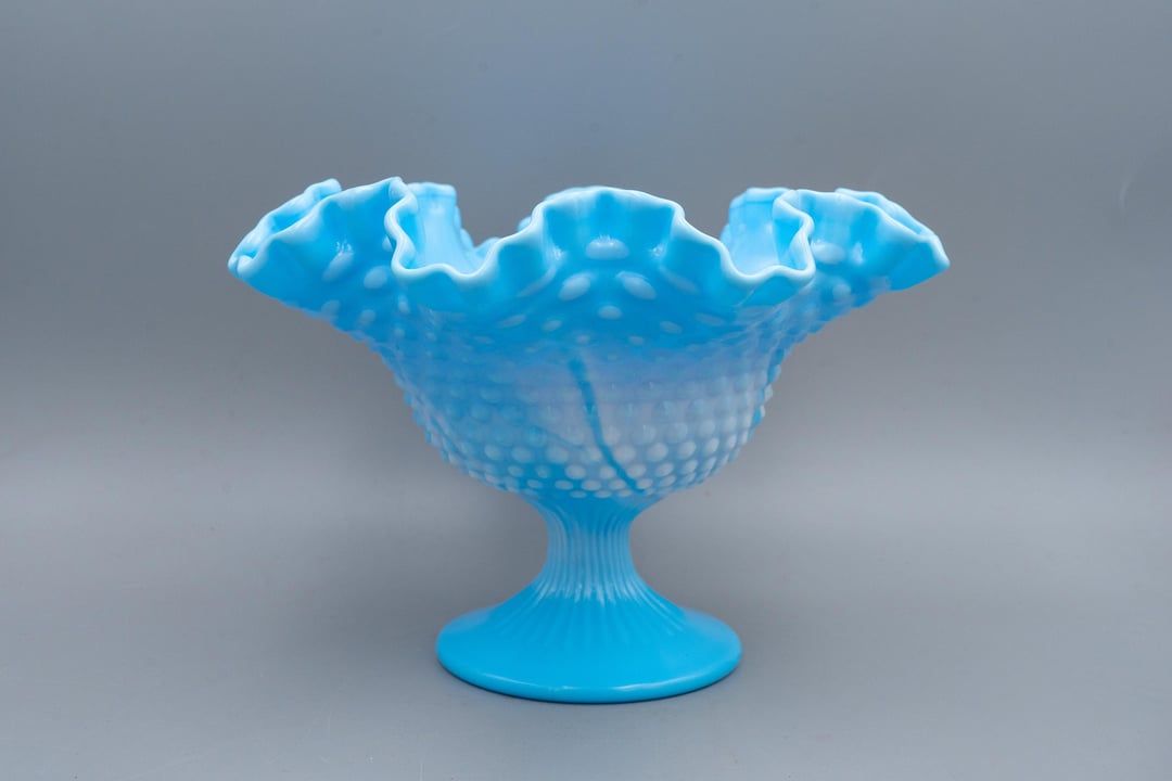 Vintage fenton Turquoise hobnail glass crimped 10 high quality