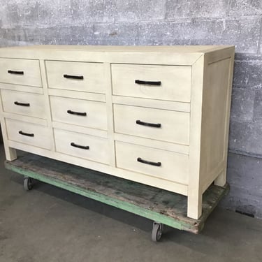 Pottery Barn Linwood Dresser (Seattle)