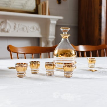 1940s French gold and glass decanter set