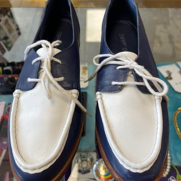 Esprit Oxford Shoes Vintage 1990s Leather Mustard Navy Blue and White Shoes Women's size 7 1/2 