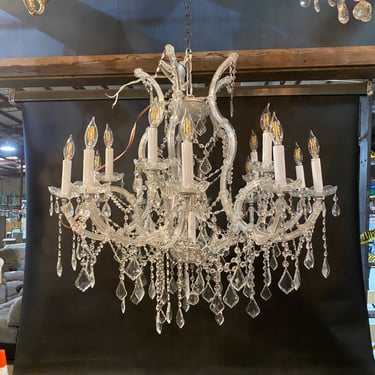 Maria Theresa Style 16-Light Crystal Chandelier