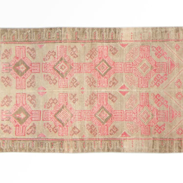 Vintage 2’9” x 4’6” Geometric Diamond Grapefruit Pink Mocha Hand Knotted Accent Wool Pile Rug 1960s - FREE DOMESTIC SHIPPING 