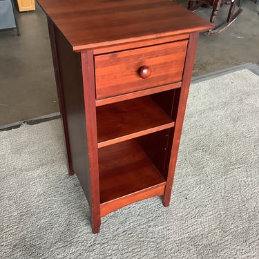 Cherry End Table w/ Drawer