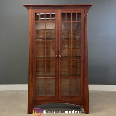 Ethan Allen American Impressions Cherry Display Cabinet 