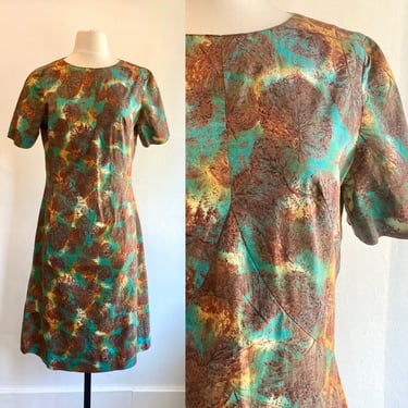 Vintage 60s FALL LEAVES Dress / Fantastic Print + Simple Shift Cut 