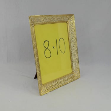 Vintage Filigree Picture Frame - Cream Paint on Goldtone Metal - Table Top or Wall - Holds 8" x 10" Photo - 8x10 Frame w/ Glass 