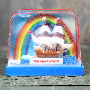 Vintage Mayflower Souvenir Snow Globe | 1970s Mayflower Snow Globe | Pilgrims Snow Globe | Bixley Shop 