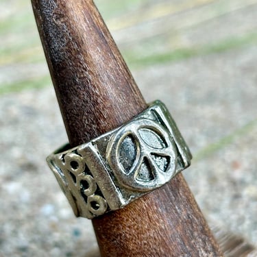 Vintage Handmade Peace Sign Ring Metal Art Retro Fashion Jewelry 90s Unisex 