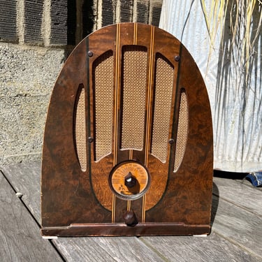 1937 Philco Cathedral Radio Model 37-84, Elec Serviced, Original Finish 