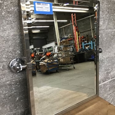 Tilting Wall Mirror (Seattle)