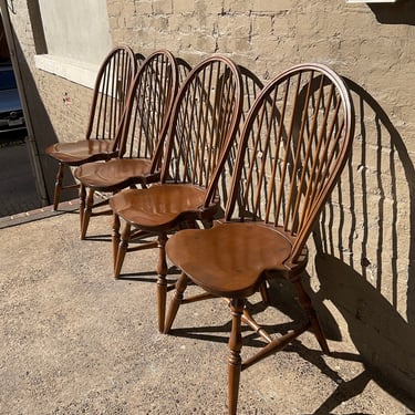 Set of 4 Windsor Chairs