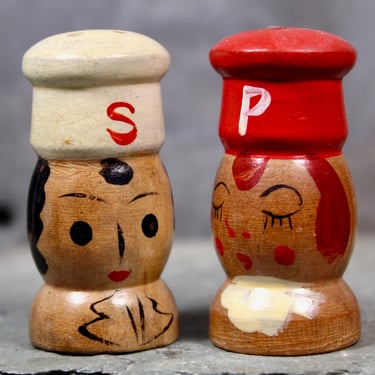 Little Chef Salt & Pepper Shakers - - 1950s Made in Japan - Vintage Hand-Painted Wooden Salt and Pepper Shakers  | FREE SHIPPING 