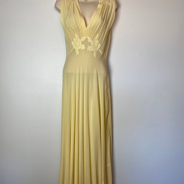 Vintage 30s 40s Bias Cut Nightgown / 1940s 1930s Yellow Satin, Erratic  Static Vintage