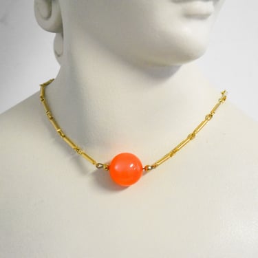 1960s Coral Lucite Bead and Chain Choker 