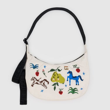 Medium Nylon Crescent in Embroidered Painted Prairie