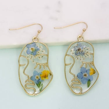 Blue Dried Flower Gold Face Earrings