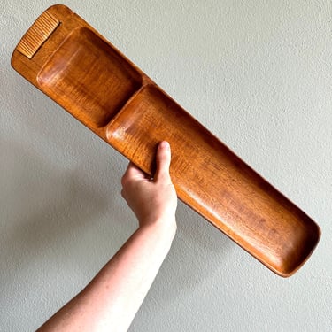 Vintage taverneau wood divided tray with rattan handle / MCM Umanoff-style Pantalcraft carved wood surfboard serving tray 