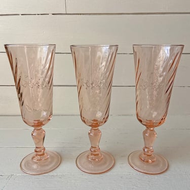 Vintage 1960s Small Pink Depression Glass Rosaline Swirl Glasses, Set of 3 // Pink Champagne Glasses, Boho Pink Glassware // Perfect Gift 
