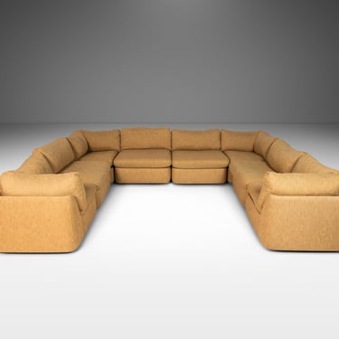 Expansive Eight-Piece Mid Century Modern Sectional Sofa by Milo Baughman for Thayer Coggin, USA, c. 1960's 