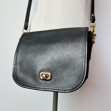 Vintage LL Bean black leather purse~ cross body shoulder strap 1990’s trends pocket purse small size petite 