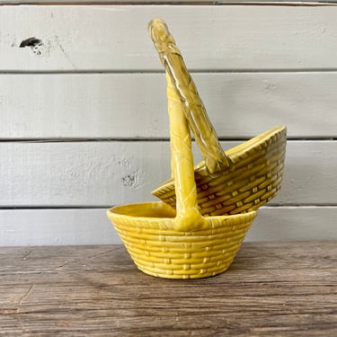 Yellow Ceramic Basket | Yellow Basket Bowl | Small Berry Basket Candy Dish Candy Bowl | Handmade Pottery Chartreuse Yellow Kitchen Display 