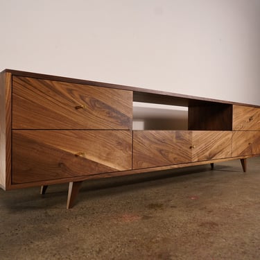 Brooklyn Console, 5 Drawers, 84