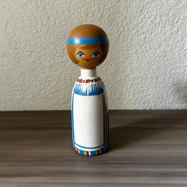 Vintage Finnish Wood Doll Souvenir. Made in Finland Aland Collectible, Okki Laine big ”Martta” wooden doll kupittaan savi 