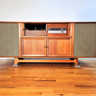 Mid Century Curtis Mathes Royal Dane Console Stereo 