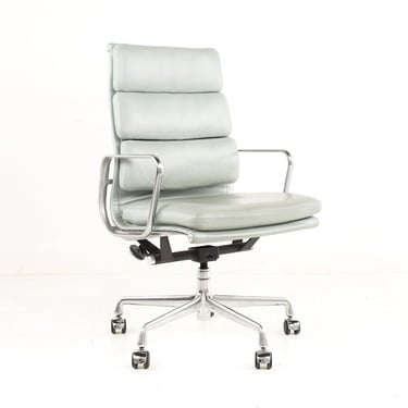 Eames Mid Century Soft Pad Chair - mcm 