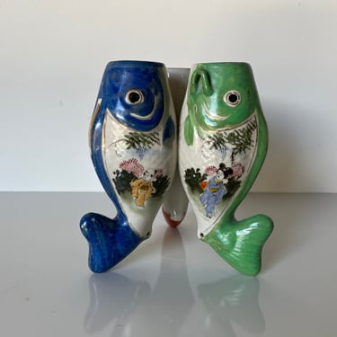 Vintage Sculptural Japanese Porcelain Koi Carp Vase With 3 Fish 