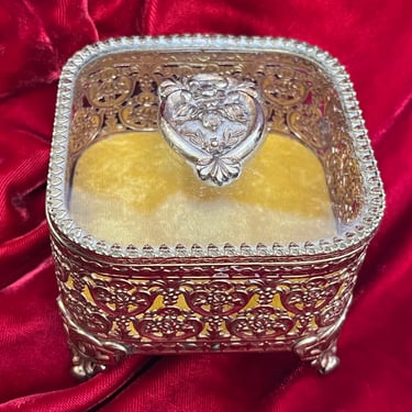 hollywood regency jewelry box vintage gold filigree glass top casket 