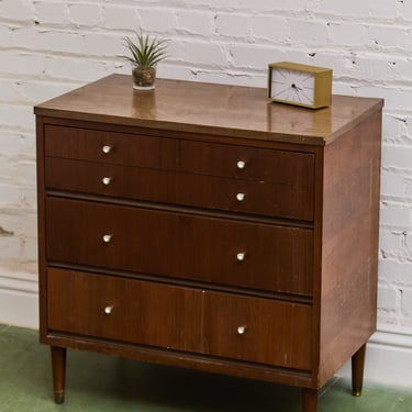 Lowboy 3 Drawer Dresser