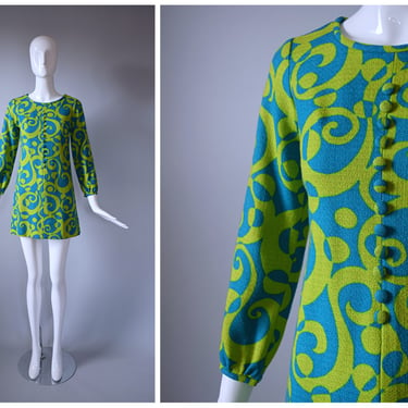 Vintage 1960s Union Made Green and Blue Psychedelic Swirl Go Go Micro Mini Shift Dress 