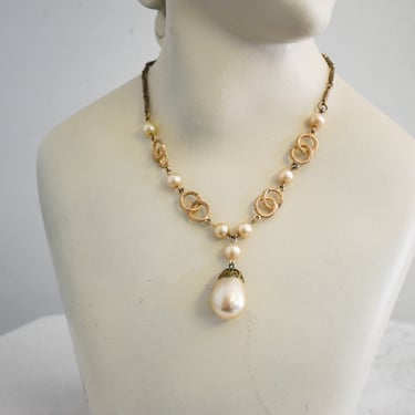 1950s Faux Pearl Drop Pendant Necklace 