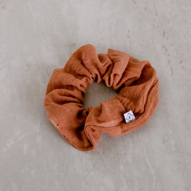 cotton gauze scrunchie, naturally dyed scrunchie, zero waste scrunchie, eco friendly scrunchie, vsco girl style, terracotta 