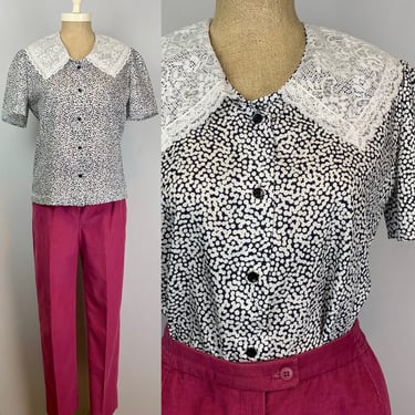 Black and White Lace Collar Top | Vintage 70s | Button Front | Size Medium | Cottagecore Granny Pioneer Blouse | 