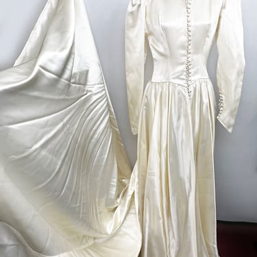 1930s 1940's Satin Wedding Gown, Long Dress orig HAT & VEIL Long Train Vintage Ivory Art Deco Antique Bridal White Liquid Satin 