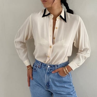 90s contrast collar blouse / vintage creamy white rayon contrast collar blouse shirt | Medium 