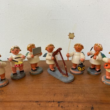 Vintage Erzgebirge Angel Band, Made In Germany, German Democratic Republic, Expertic, Chippy Shabby, Set Of 7 