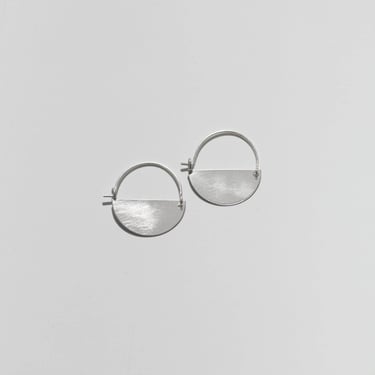 Rover & Kin - Matte Silver Half Moon Earrings: Mini - 1"