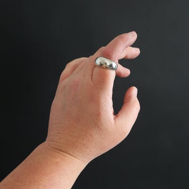 Vintage Sterling Silver Puffy cigar band Ring sz. 7  5g 