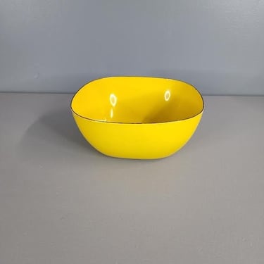 Cathrineholm Yellow Enamel 8.5