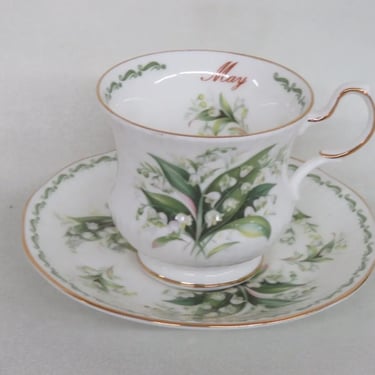 Queens England Bone China May Lily of the Valley Tea Cup and Saucer Set 3689B