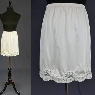 80s Short Skirt Slip - Pale Beige Half Slip - Lace Trim Hem - Adonna JC Penney - Vintage 1980s - L Large 