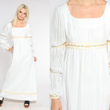 White Peasant Dress 70s Lace Maxi Dress Floral Trim Long Tiered Sleeve Retro Empire Waist Fairycore Romantic Vintage 1970s Small Medium 