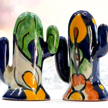 VINTAGE: 2pcs - Talavera Signed Mexican Pottery - Cactus Salt or Pepper Shaker - Colorful Hand Painted Bowl - Mexico 